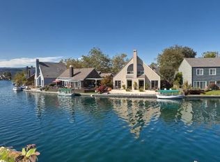 713 Zumwalt Ln, Foster City, CA 94404