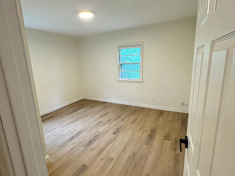 2827 Polk St NE #2 — Photo 7