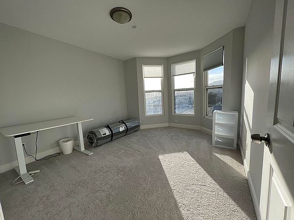 4th image of 4451 Mission St APT 401