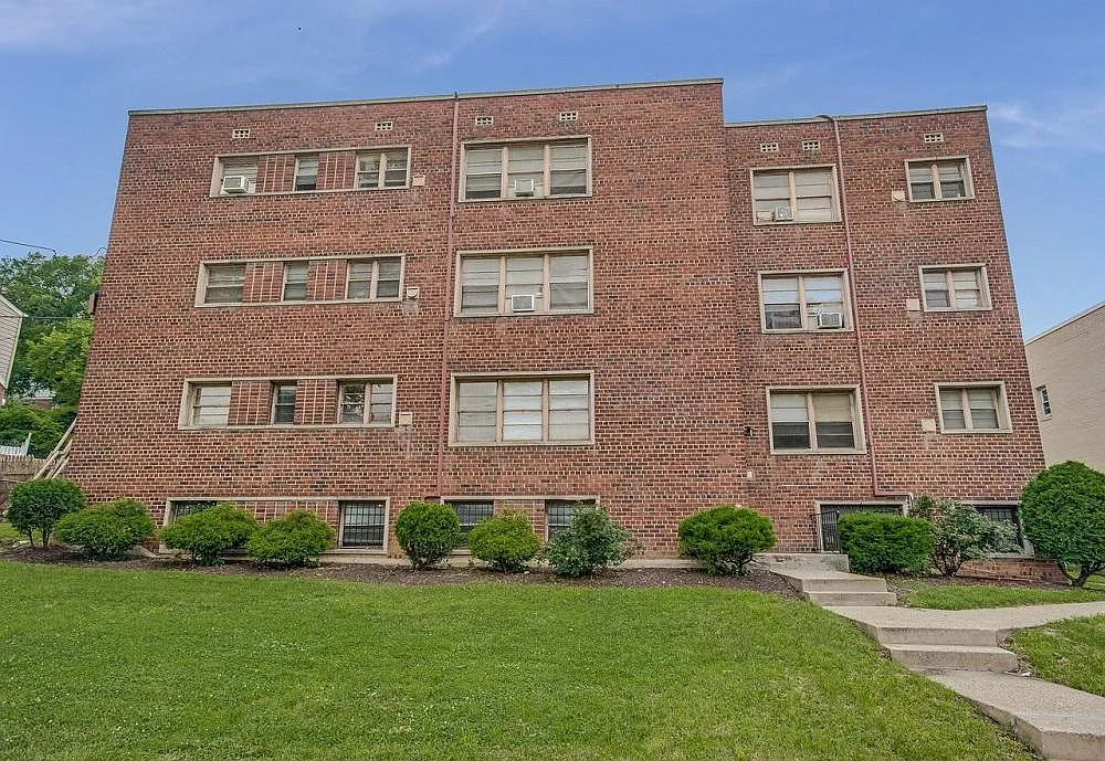 1 bed, 750 sqft, $1,200 — Photo 1