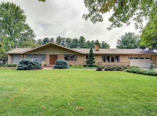 3903 19th Ave, Sterling, IL 61081