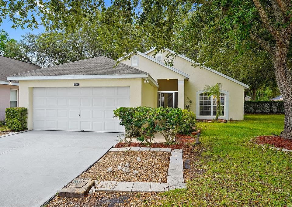 1st image of 15647 AUTUMN GLEN AVENUE