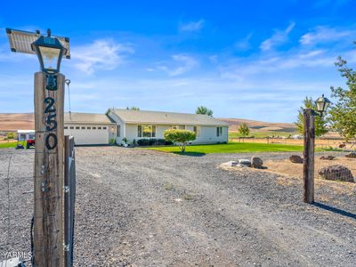 250 Moody Rd, Moxee, WA, 98936