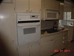3rd image of 410 Coldstream Dr