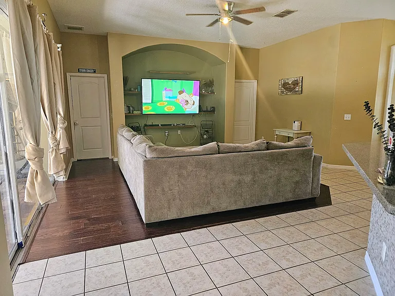 12410 Sullivan Rd — Photo 22