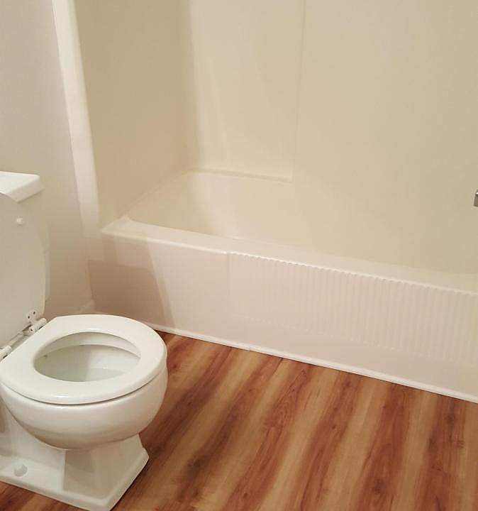 2nd image of 1303 15th Ave E APT 2