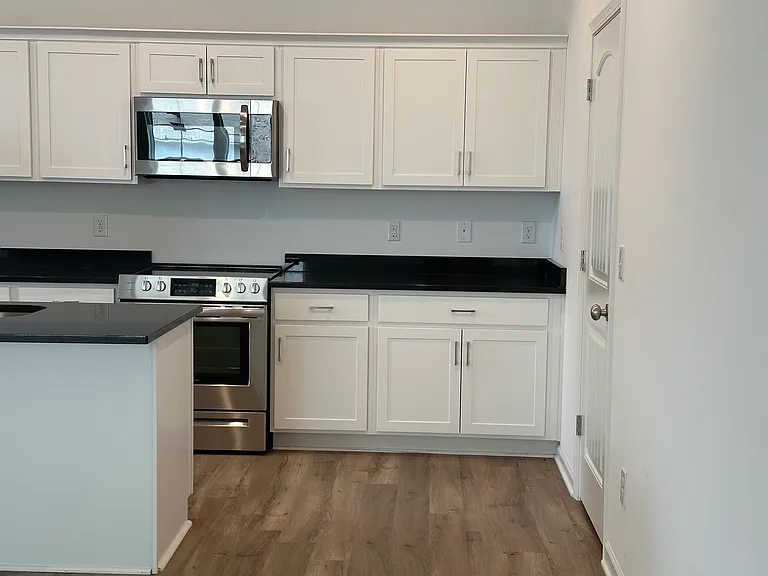 2656 Lakevilla Dr #3 — Photo 6