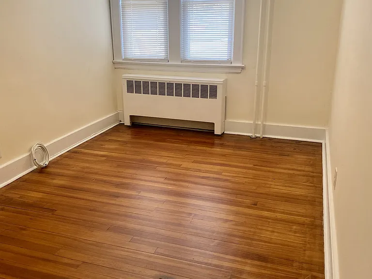 81 Wallace St — Photo 1