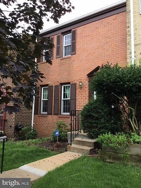 1st image of 4746 Kandel Ct