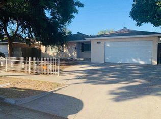 4927 E Leisure Ave, Fresno, CA 93727