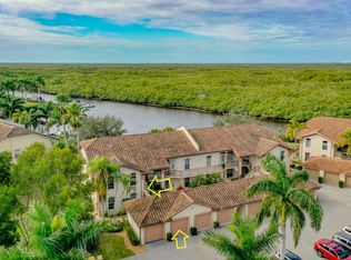 194 Newport Dr APT 901, Naples, FL 34114