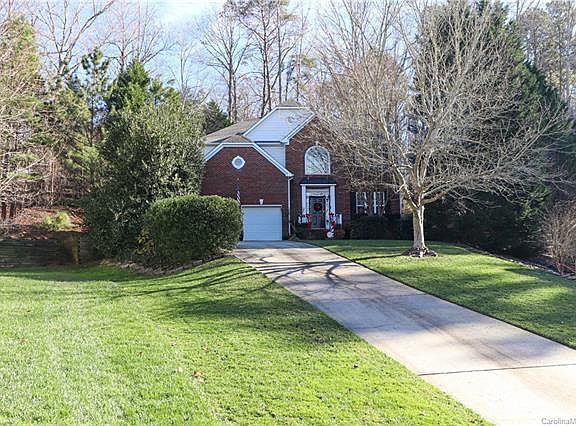2nd image of 13939 Kings Carriage Ln
