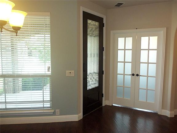 3rd image of 1036 Tara Dr