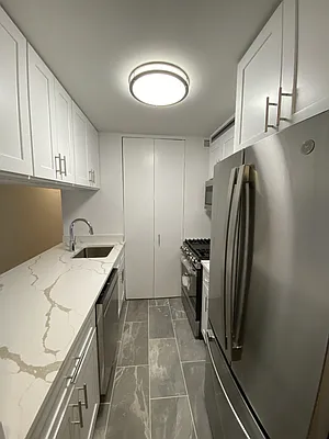 Rented by Douglas Elliman | media 33