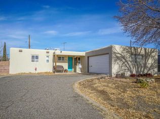 10207 Snow Heights Blvd NE, Albuquerque, NM 87112