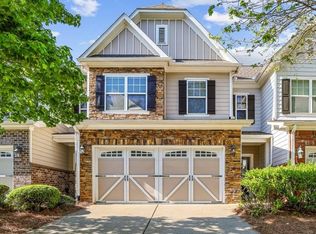 2892 Cross Creek Dr, Cumming, GA 30041