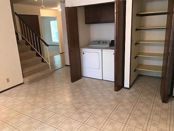 3rd image of 17823 Stone Ave N