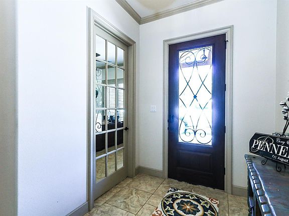 4th image of 1606 Avenue H