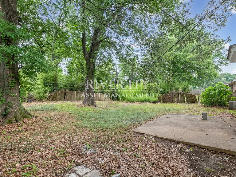 1785 Santa Clara Ave — Photo 4