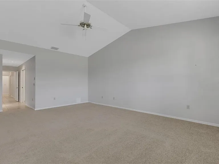 4044 Penshurst Park — Photo 29