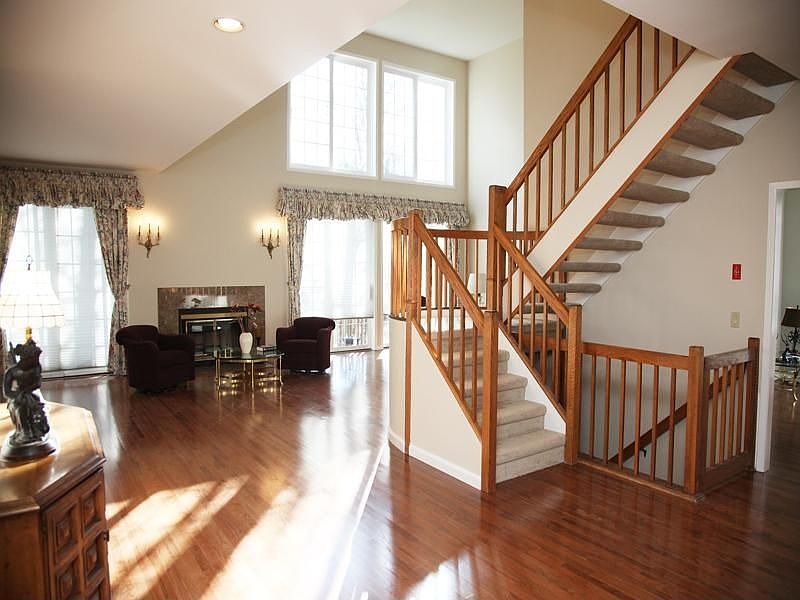 4 Cobblefield Ln, White Plains, NY 10605 Zillow