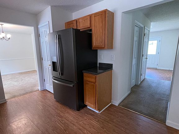 5th image of 417 Karli Ct