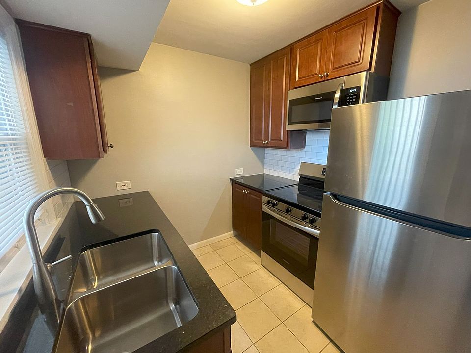 1st image of 6107 N Cicero Ave Unit 4