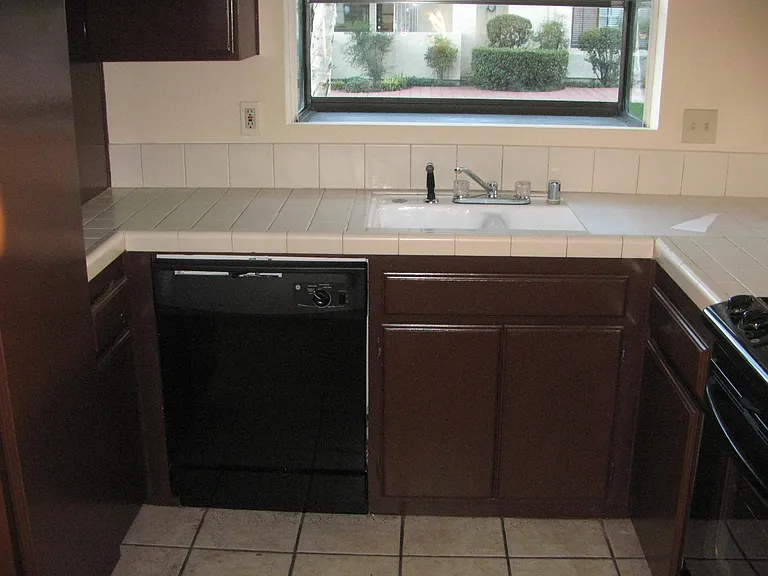 139 Espanas Gln — Photo 10