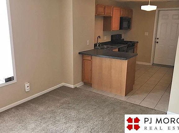 5th image of 811 S 22nd St APT 3