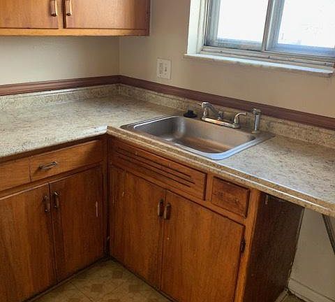 4th image of 15298 Miller St #1