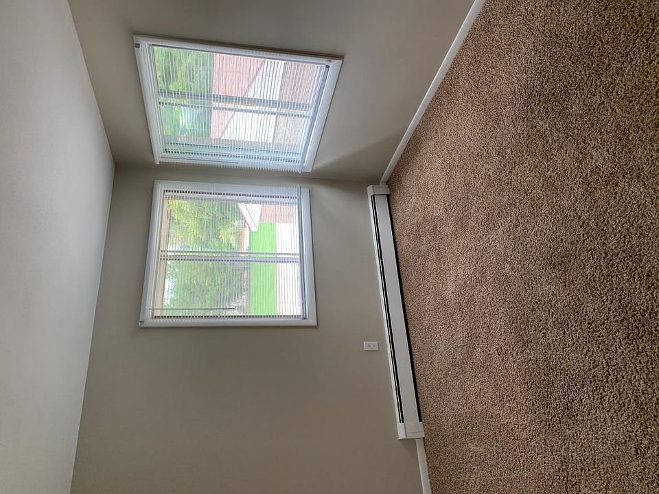 2nd image of 745 Lincoln Ave APT 2