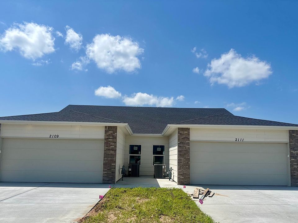 1st image of 2111 N Melody Ln