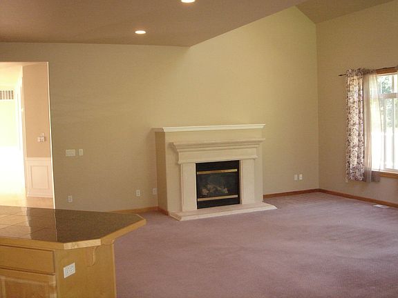 Family room is large airy and connected to the kitchen 