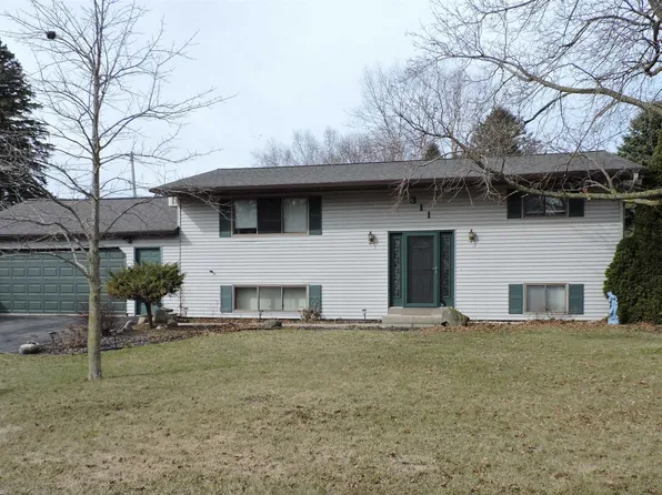 311 Blondin St, Pinconning, MI 48650