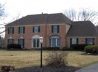 1342 Tanglewood Dr, North Wales, PA 19454