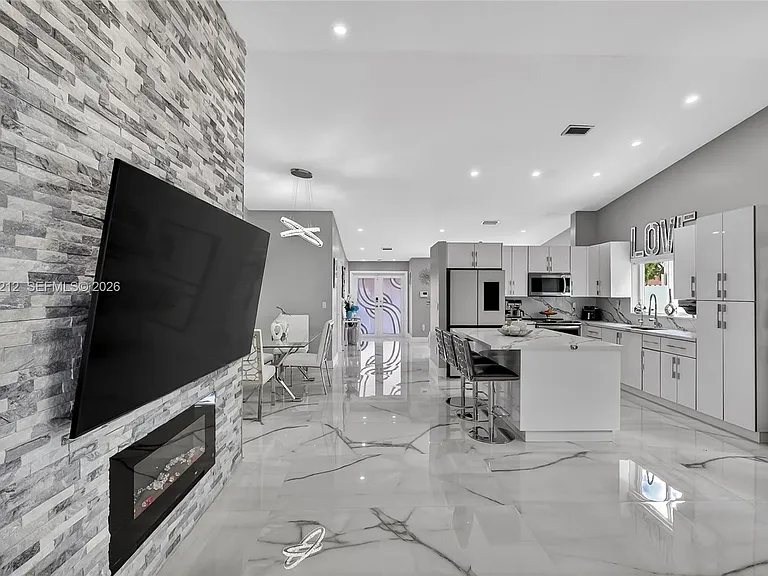 15167 SW 172nd Ter — Photo 38