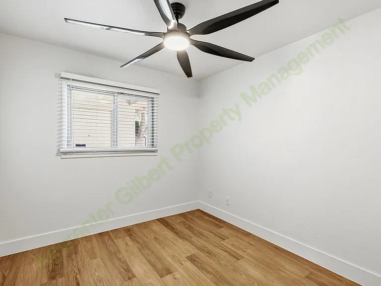 8608 E Whitton Ave — Photo 9