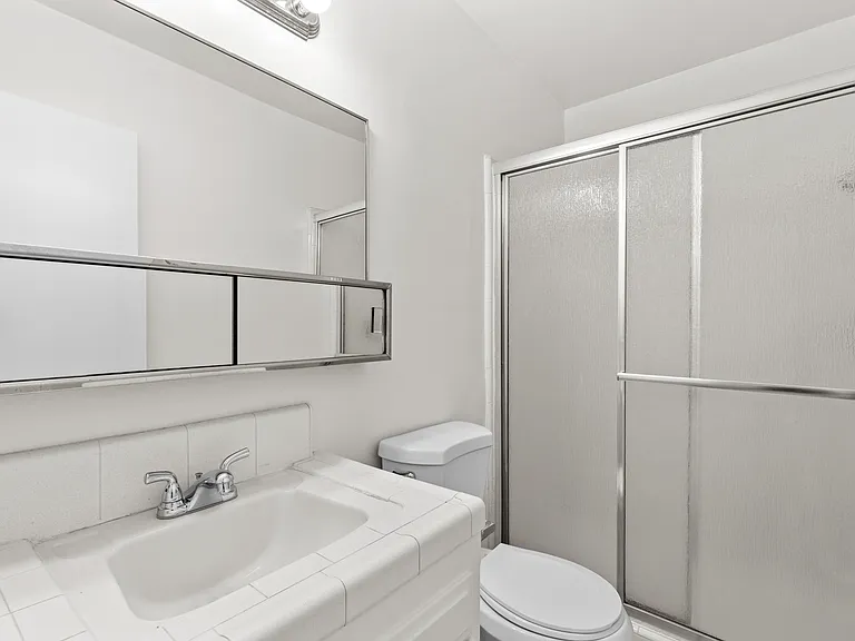 4924 Kester Ave #10 — Photo 9