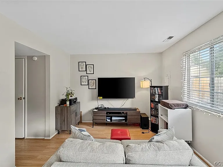 9346 Gildenfield Ct — Photo 5