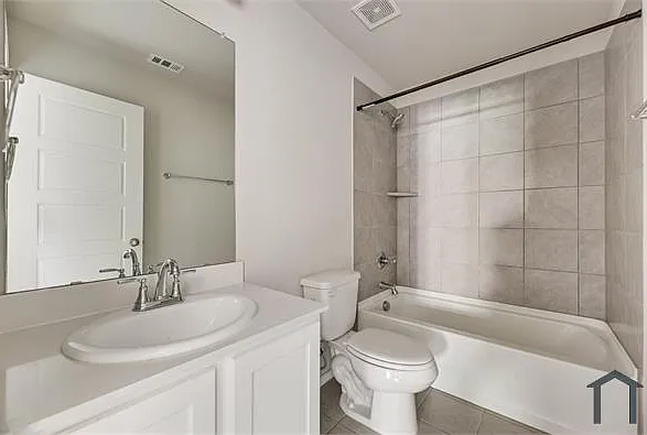 5913 Hopkins Dr — Photo 6