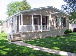 241 Anaheim St, Belleville, MI