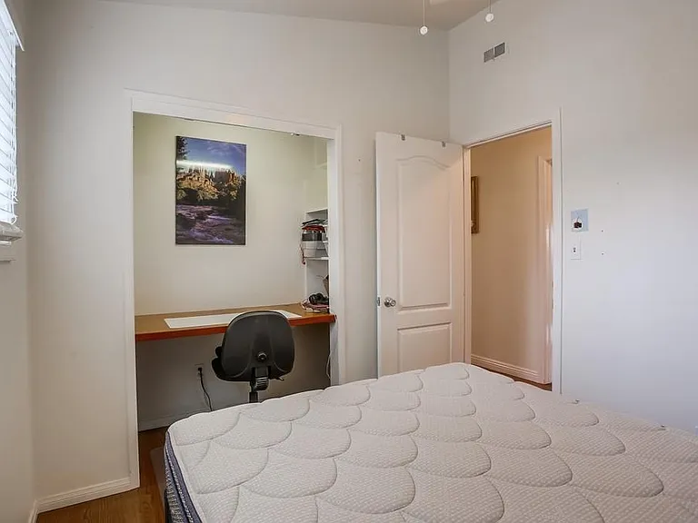 4402 Mount Lindsey Ave — Photo 39