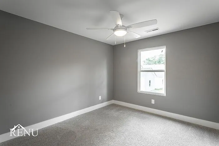 5365 Lynnland Ter — Photo 14