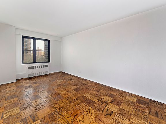 3rd image of 212 E Broadway APT G607