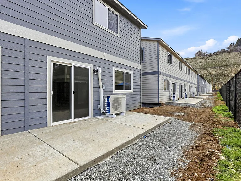 Apple Valley Town Homes — Photo 107