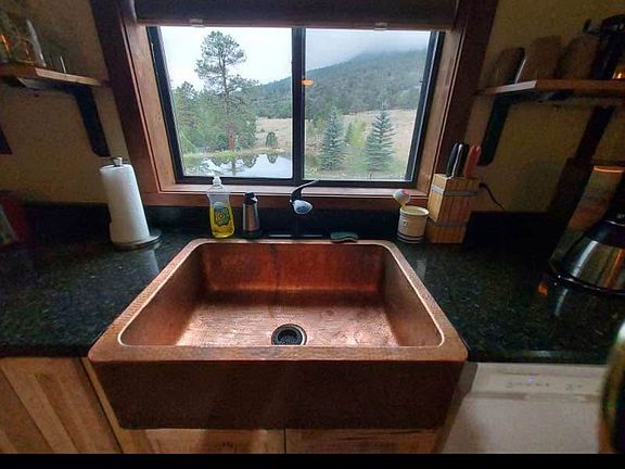 3rd image of 934 Catamount Dr