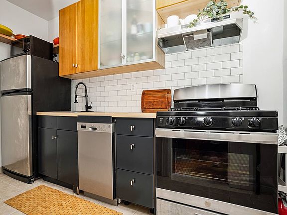 5th image of 432 Prospect Pl Floor 3
