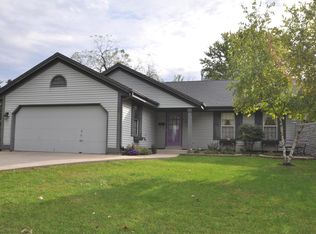 612 Division St, Mukwonago, WI 53149