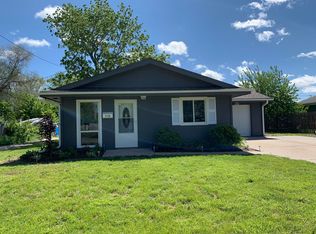 715 S 18th St, Council Bluffs, IA 51501