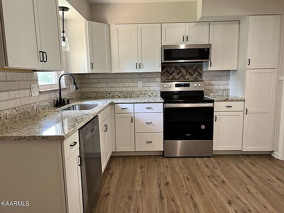 4th image of 10924 Dineen Dr